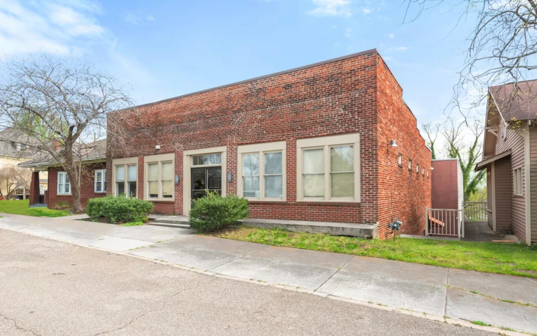 428 & 424 E. Scott Place